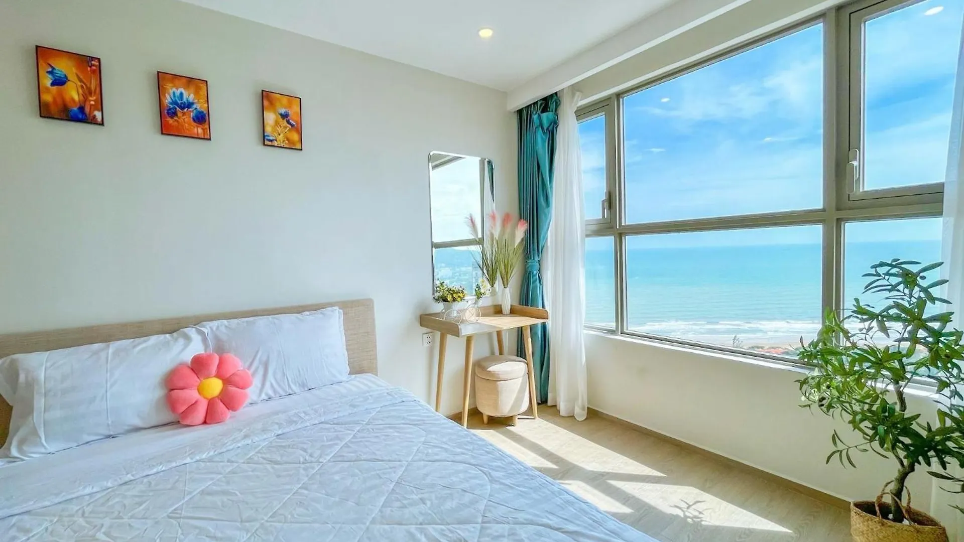 Vung Tau Can Ho 1-2-3Phong The Song Ho Boi Vo Cuc Trang Homestay 아파트 붕타우