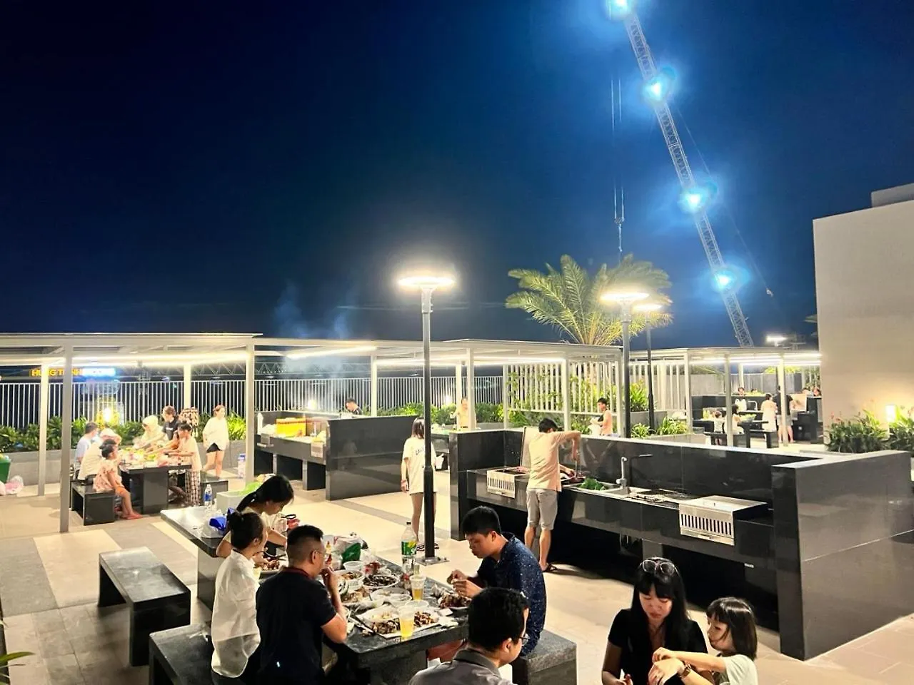 Vung Tau Can Ho 1-2-3Phong The Song Ho Boi Vo Cuc Trang Homestay Vietnam